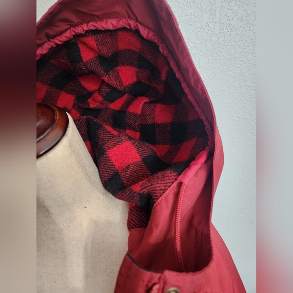 L.L. Bean Deep Red Hooded Utility Jacket - Picture 4 of 8